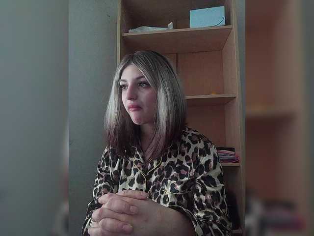 Sonyagasay live cam on BongaCams