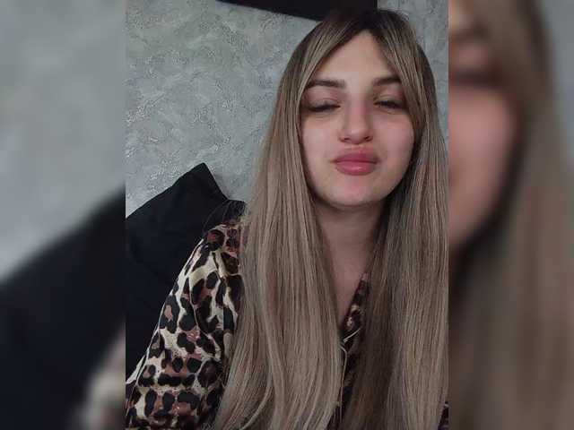 Sonyagasay, 20 y/o - Live Cam on BongaCams