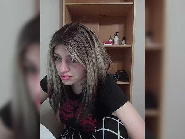 Sonyagasay live cam on BongaCams