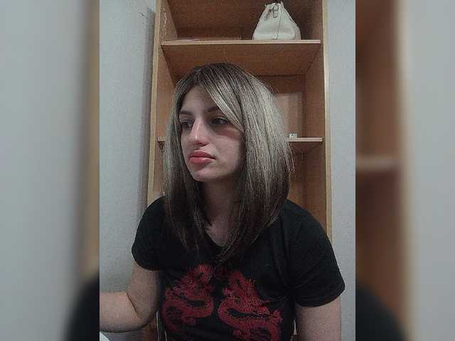 Sonyagasay live cam on BongaCams