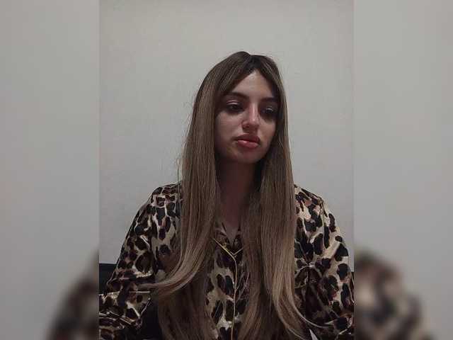 Sonyagasay live cam on BongaCams