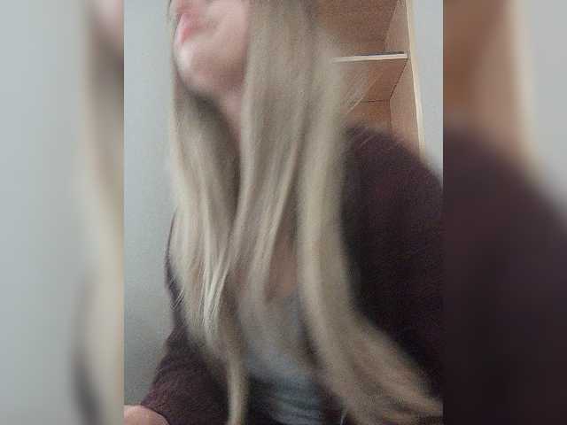 Sonyagasay live cam on BongaCams