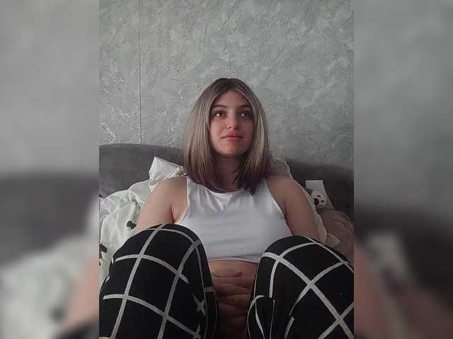 Sonyagasay live cam on BongaCams