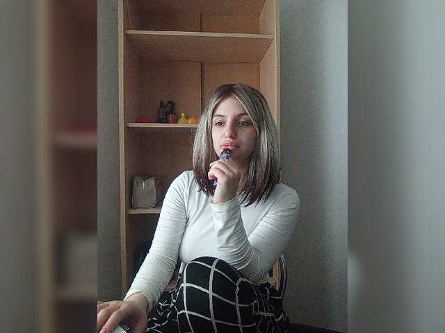 Sonyagasay live cam on BongaCams
