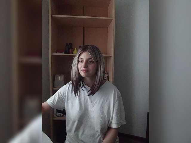 Sonyagasay live cam on BongaCams