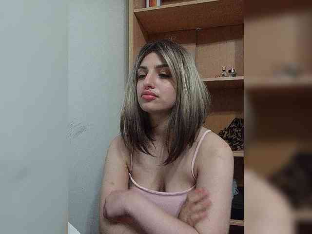 Rtewevhgwgvw webcam