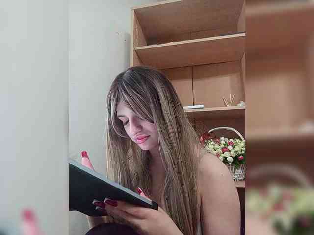 Gjasjaajrssfju webcam