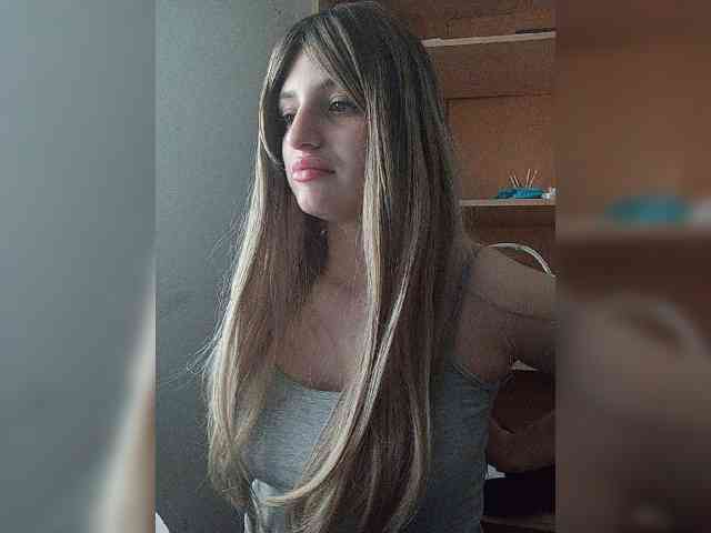 Gjasjaajrssfju webcam