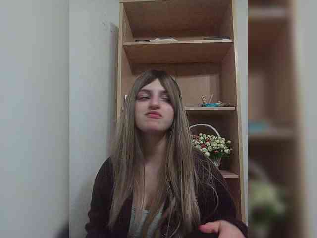 Gjasjaajrssfju webcam