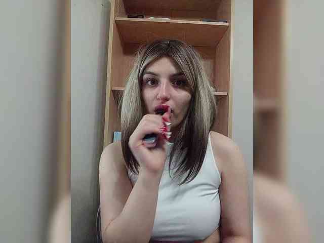 Gjasjaajrssfju webcam