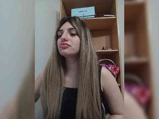 Gjasjaajrssfju webcam