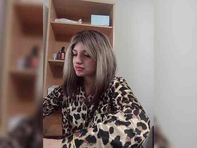 Rtewevhgwgvw webcam