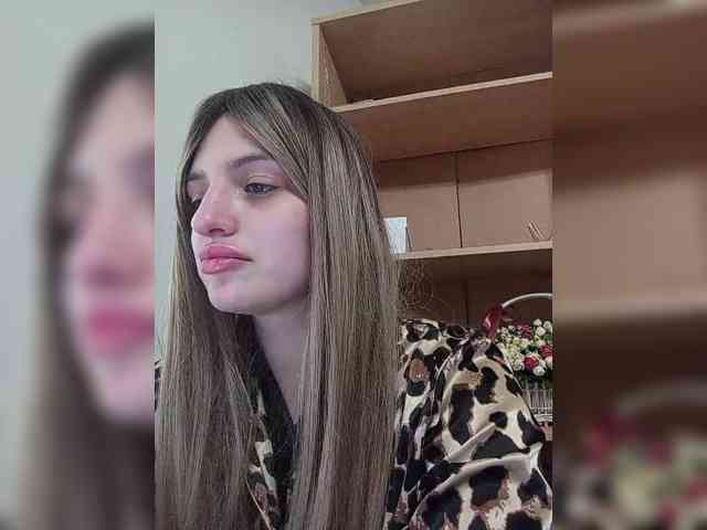 Gjasjaajrssfju webcam