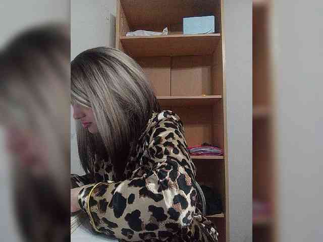 Rtewevhgwgvw webcam