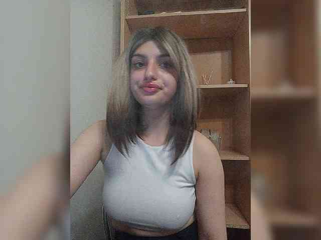Gjasjaajrssfju webcam