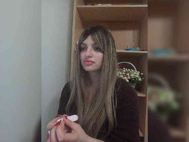 Gjasjaajrssfju webcam