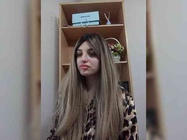 Gjasjaajrssfju webcam