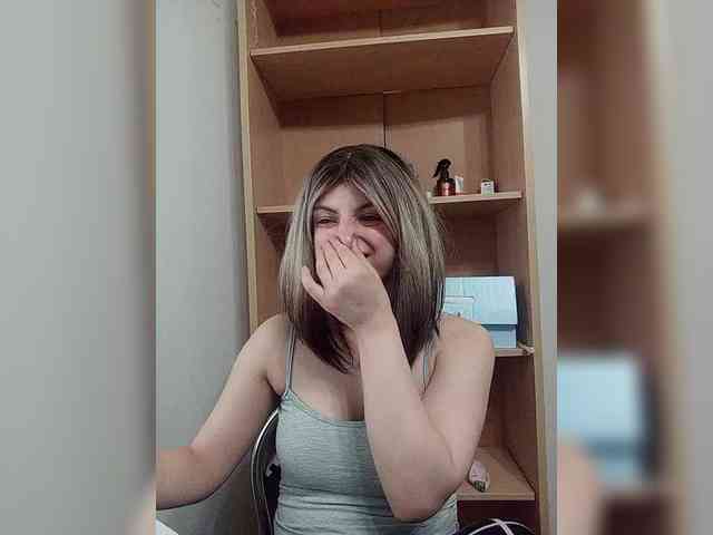 Rtewevhgwgvw webcam