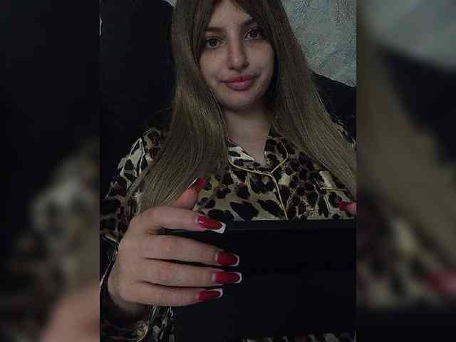 Gjasjaajrssfju webcam