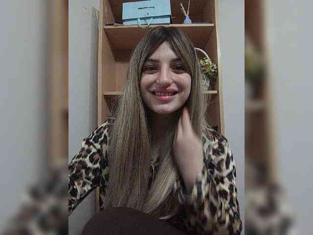 Gjasjaajrssfju webcam
