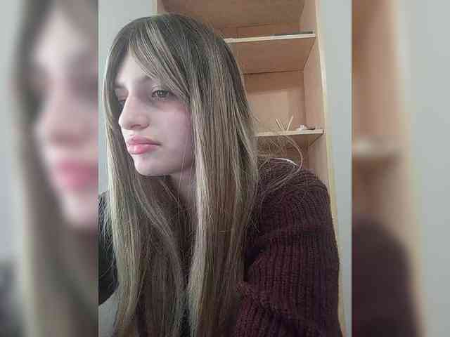 Gjasjaajrssfju webcam