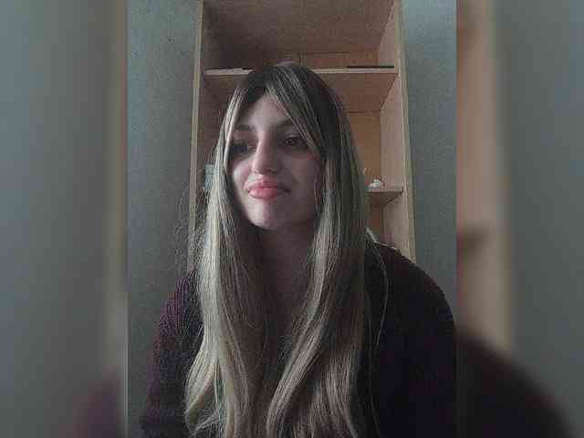 Gjasjaajrssfju webcam