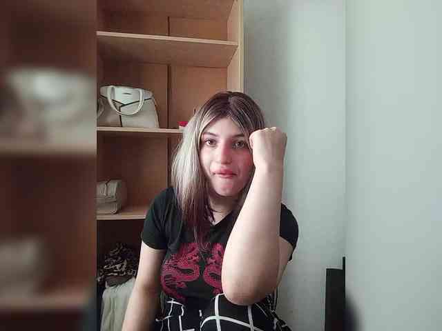 Model: Rshsujdensay