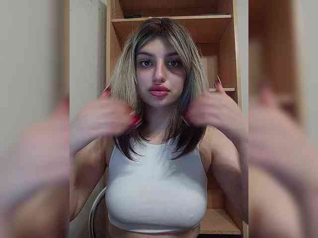 Gjasjaajrssfju webcam