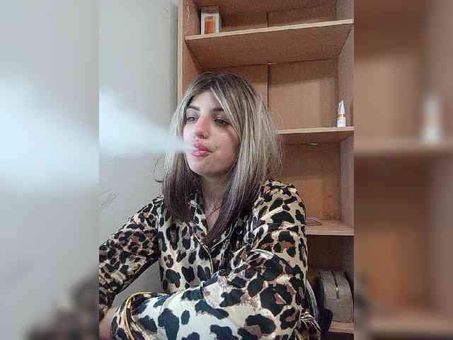 Sonyagasay Live Webcam on BongaCams