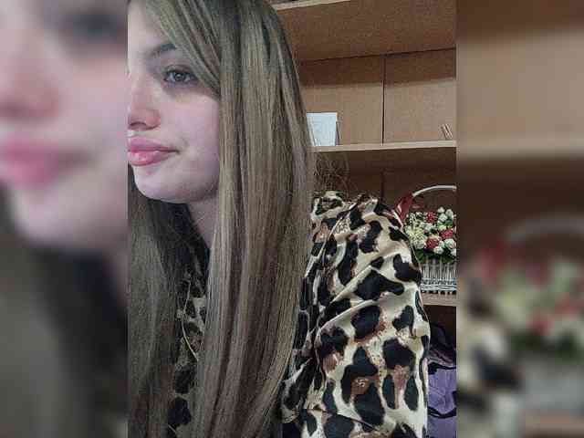 Gjasjaajrssfju webcam