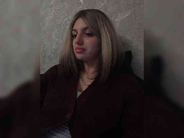 Gjasjaajrssfju webcam