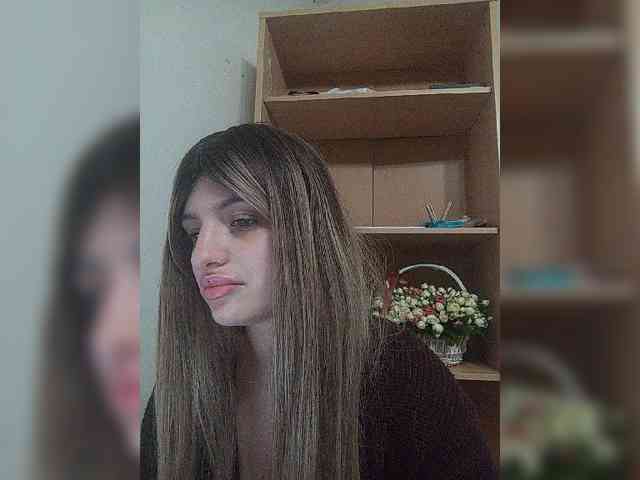 Gjasjaajrssfju webcam