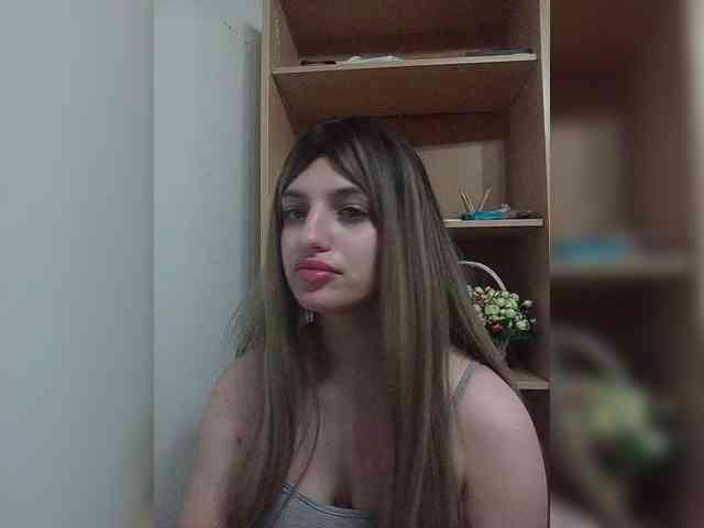 Gjasjaajrssfju webcam