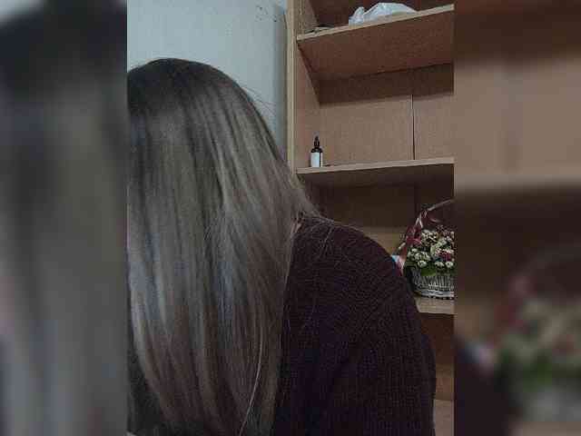 Gjasjaajrssfju webcam