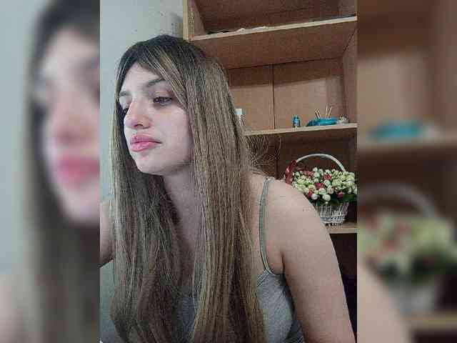 Gjasjaajrssfju webcam