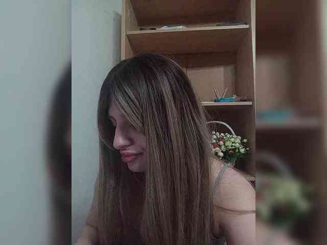 Gjasjaajrssfju webcam