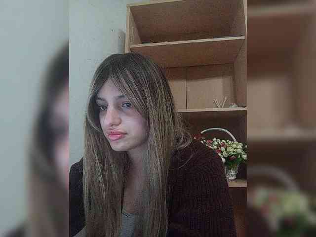 Gjasjaajrssfju webcam