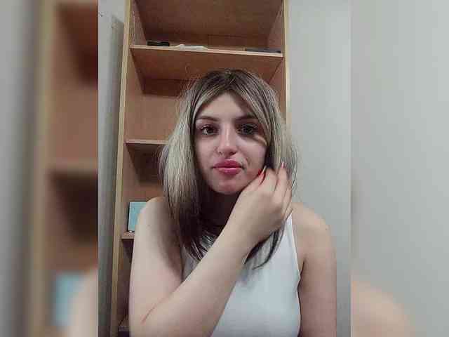 Gjasjaajrssfju webcam