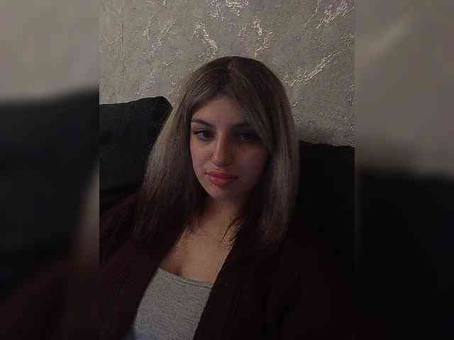 Gjasjaajrssfju webcam