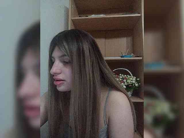 Gjasjaajrssfju webcam