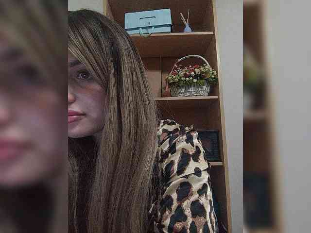 Gjasjaajrssfju webcam
