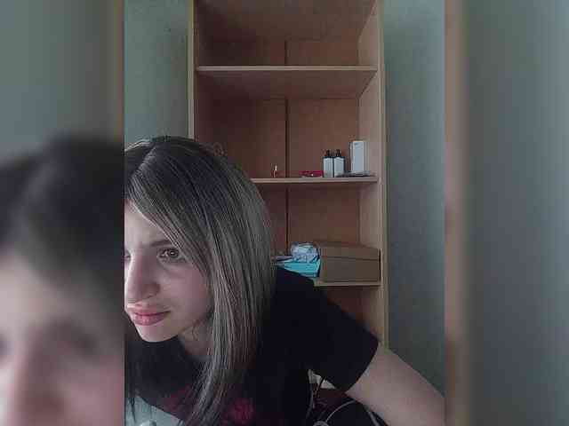 Model: Rshsujdensay