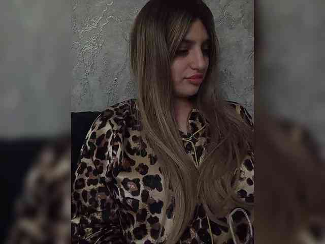 Gjasjaajrssfju webcam