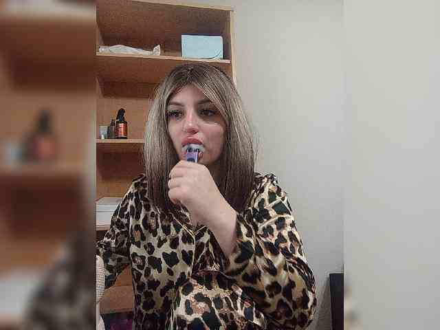 Rtewevhgwgvw webcam