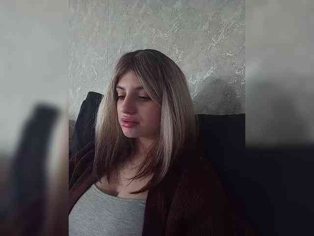 Gjasjaajrssfju webcam