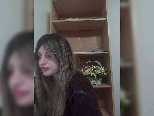Gjasjaajrssfju webcam