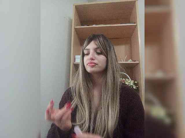 Gjasjaajrssfju webcam