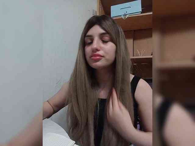 Gjasjaajrssfju webcam
