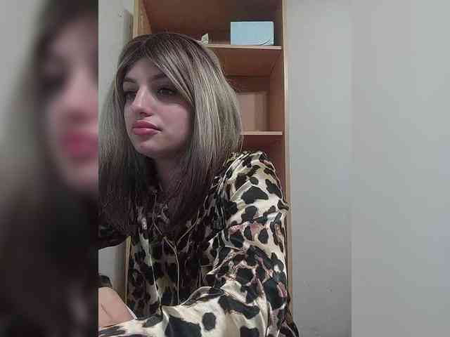 Rtewevhgwgvw webcam