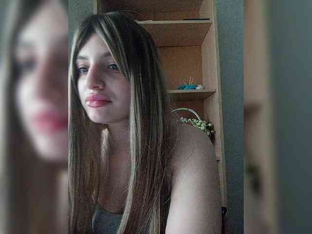 Gjasjaajrssfju webcam